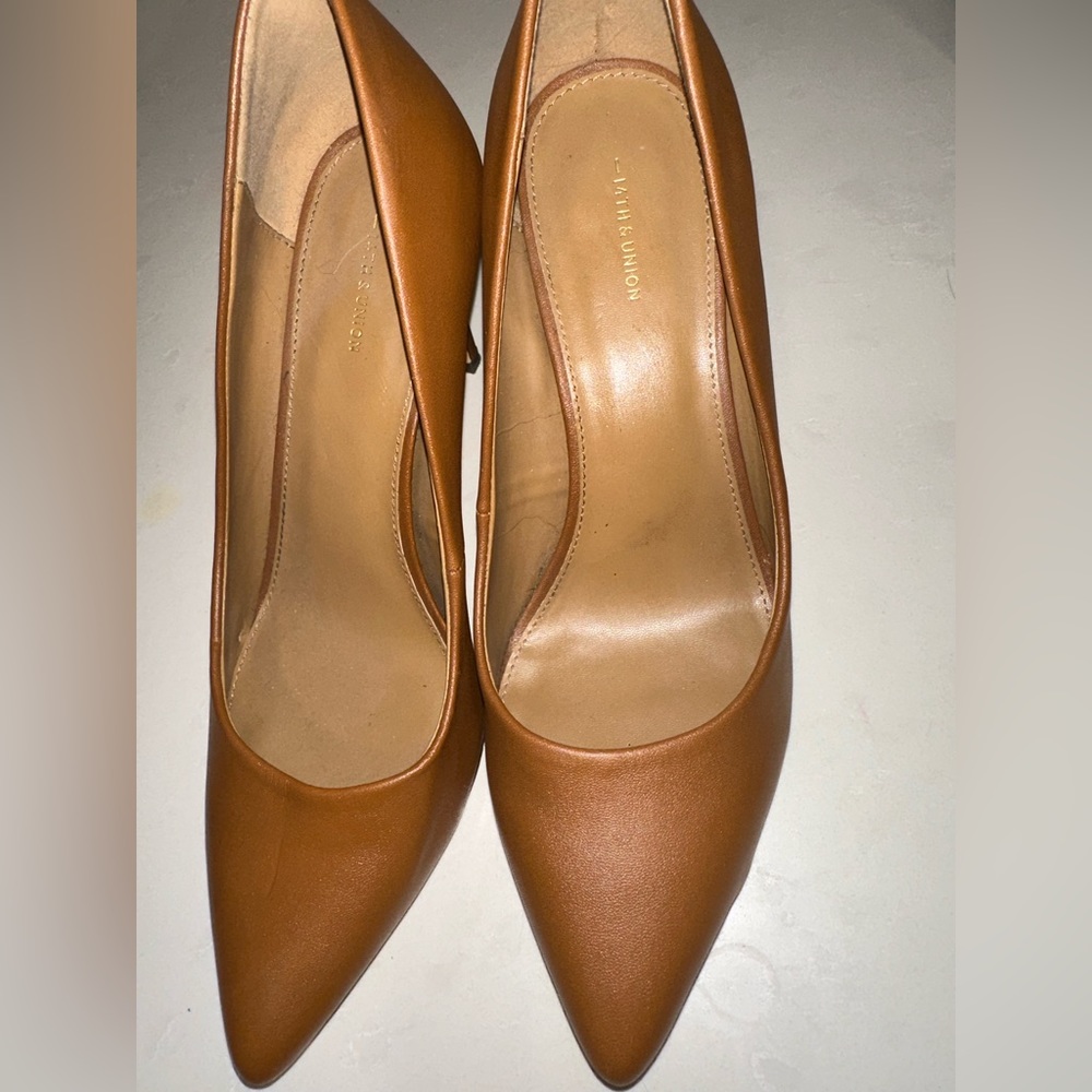 14th and union 8.5 pump heels